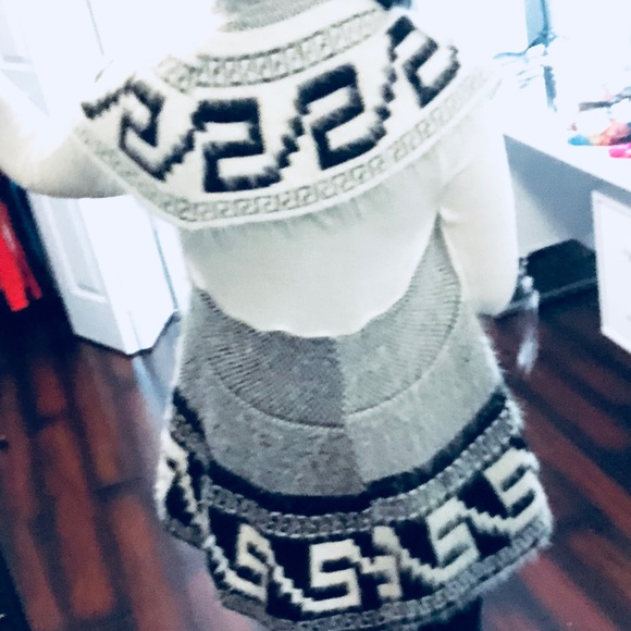 Aztec Print Cardigan Black/White - Picture 3 of 3